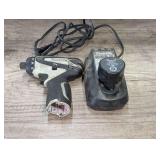 Makita DF030D cordless drill with battery and charger, working condition unknown, see pictures for details.