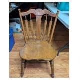 Wooden Windsor Style Dining Chair with Spindle Back and Turned Legs