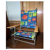 Aluminum Frame Beach Chair with Blue Undersea Fabric and Wooden Armrests