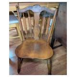 Wooden Windsor Style Dining Chair with Spindle Back and Turned Legs