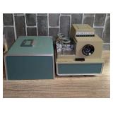 Argus 500 Automatic Slide Projector with Storage Case