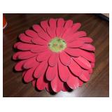 Metal Daisy Flower Wall Decor Sculpture