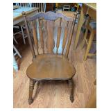 Wooden Windsor Style Dining Chair with Spindle Back and Turned Legs