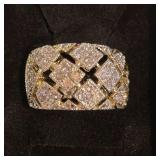 Wide Gold-Tone Statement Ring With Geometric Lattice and Pavé Crystal. Size 8
