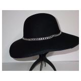 NEW DEPARTMENT STORE LADIES HAT
