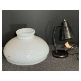 Vintage hobnail “Gone With The Wind” glass lampshade, also comes with an adjustable head desk lamp. See pictures for details.