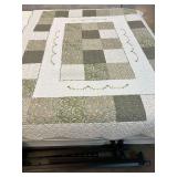 Lovely bedspread/quilt, believed to be for a twin size bed, also includes a quilted chair cover, and three decorative occasional pillows. See pictures for details.