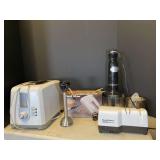 Assorted Kitchen Appliances Lot including Black and Decker Toaster, Chef