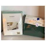 NEW QUEEN TAUPE WAVERLY SHEET SET & NEW PERCALE QUEEN FOREST GREEN SHEET SET