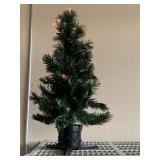 28" TALL FIBER OPTIC CHRISTMAS TREE (WORKS)