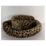 LEOPARD PRINT FAUX FUR BUCKET CAPELLO HAT