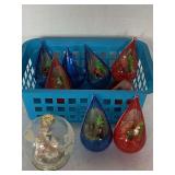8 VINTAGE JEWELBRITE DIORAMA ORNAMENTS & 1 VINTAGE HOUSE OF LLOYD "AROUND THE WORLD" NATIVITY ORNAMENT (BASKET NOT INCLUDED)