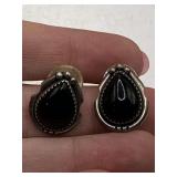 PAIR VINTAGE SOUTHWEST STERLING 925 BLACK ONYX PIERCED EARRINGS W/ MAKERS MARK (TOTAL WEIGHT APPROX 7.27 GRAMS)
