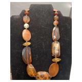 FACETED VINTAGE BROWN/AMBER GLASS BEADED NECKLACE 19" LONG