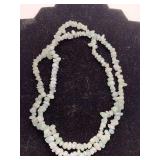 AGATE GREEN CHIP NUGGET BEADED NECKLACE 30" LONG