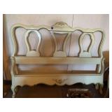 VINTAGE FULL SIZE WHITE/CREAM PROVINCIAL BED W/ HEADBOARD, FOOTBOARD, SIDE RAILS & SLATS