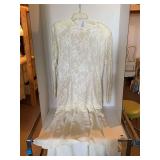 LADIES VINTAGE A.J. BARI CREAM LACE/CHIFFON AFTER 5 DRESS (NO SIZE)
