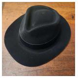 24 Pcs Gangster Hat, Plastic Gentlemen Hats, Gangster Costume Hats for Adults 1920s Party Hats
