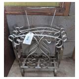 VINTAGE ORNATE SCROLLWORK METAL MAGAZINE RACK