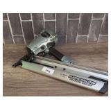 LARGE HITACHI AIR POWERED PLASTIC COLLATED FRAMING NAILER