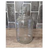 VINTAGE WHITE HOUSE VINEGAR BOTTLE - DINE