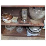 CONTENTS TWO SHELVES MARKED 3031 INCLUDING SINGLE HANDLE POTTERY JAR, ANTIQUE JAR BODY SPICE DISPENSER, VINTAGE GLASS BOWLS, AND MORE