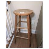 VINTAGE SOLID WOOD STOOL - DINE