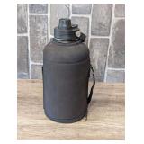 64 OZ INSULATED BOTTLE WITH NEOPRENE WRAP - DINE