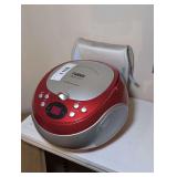 NAXA NPB-251 PORTABLE CD PLAYER AND CD COLLECTION - BR1