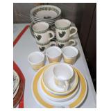 CORNING CORELLE DINNERWARE AND ROOSTER MORN INTERNATIONAL CHINA