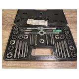 SMALL SIZE TAP AND DIE SET WITH CASE