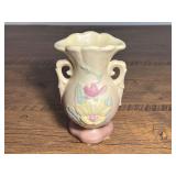 DR… Small vintage Hull Art Pottery Magnolia matte vase, see pictures for details.