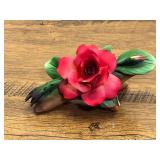 DR… Lovely Capodimonte porcelain rose, a petal has a slight chip, see pictures for details.