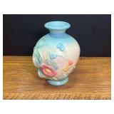 DR…Vintage Hull Art Pottery vase in the iconic “Bow Knot” pattern, see pictures for details.