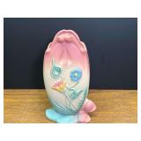 DR…Vintage Hull Art Pottery "Bow Knot" vase, produced in the United States during the late 1940s. See pictures for details.