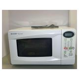 Sharp Carousel Microwave Oven Model R-220KW(D)