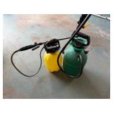 Pump sprayers