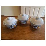 Jay Imports mini casserole dishes with lids