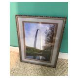 Gateway artch frames photo