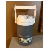 Igloo sports cooler with fence hooks