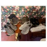 Sz8.5 womenï¿½s shoe lot
