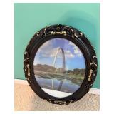 Gateway artch round framed art
