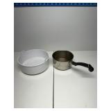 Vintage carver water saucepan and rice bowl