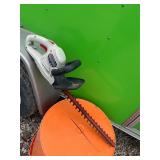 Electric hedge trimmers, tested