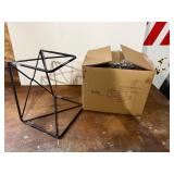 Wire 2 tier easel