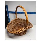 Large handle gathering basket