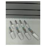 Decorated acrylic scoops