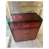 Mid mod 4 drawer dresser