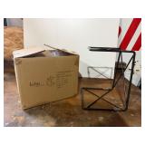 Wire 2 tier easel