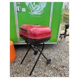 New folding portable charcoal grill